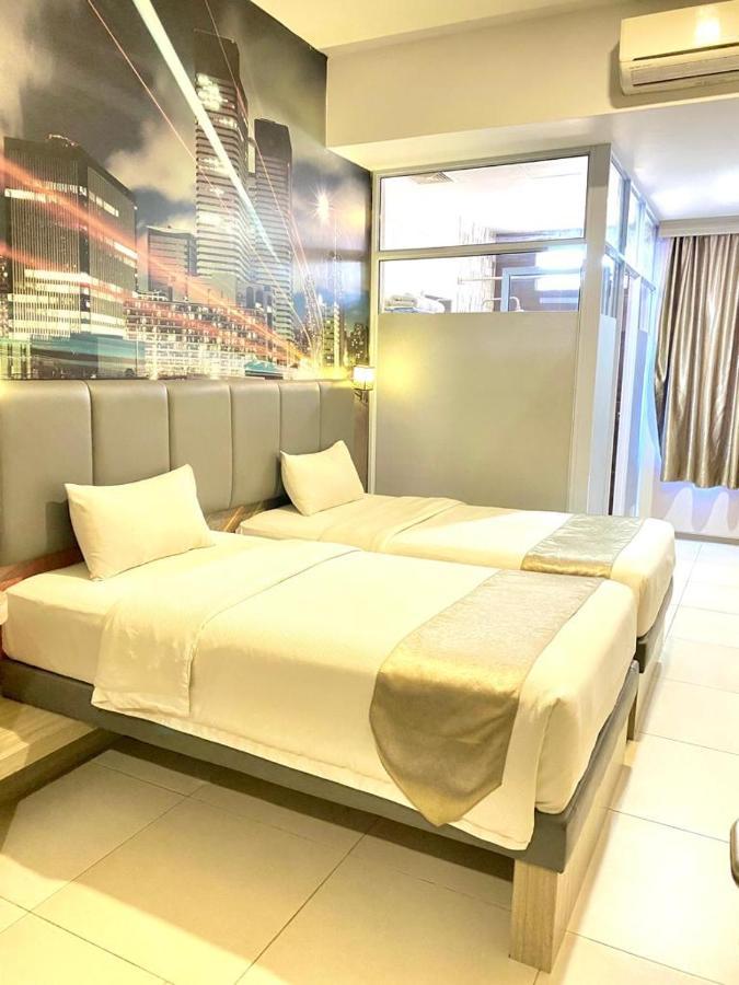 Os Hotel Tanjung Uncang Sagulung Buitenkant foto